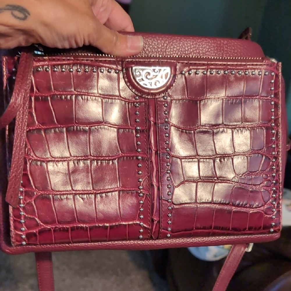 Elegant Burgundy Croc-Embossed Handbag